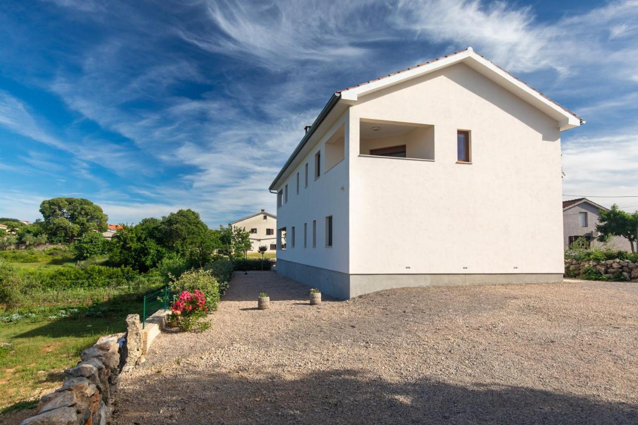 Apartments Brig Perfect Countryside Holiday! Krk Town Exterior photo
